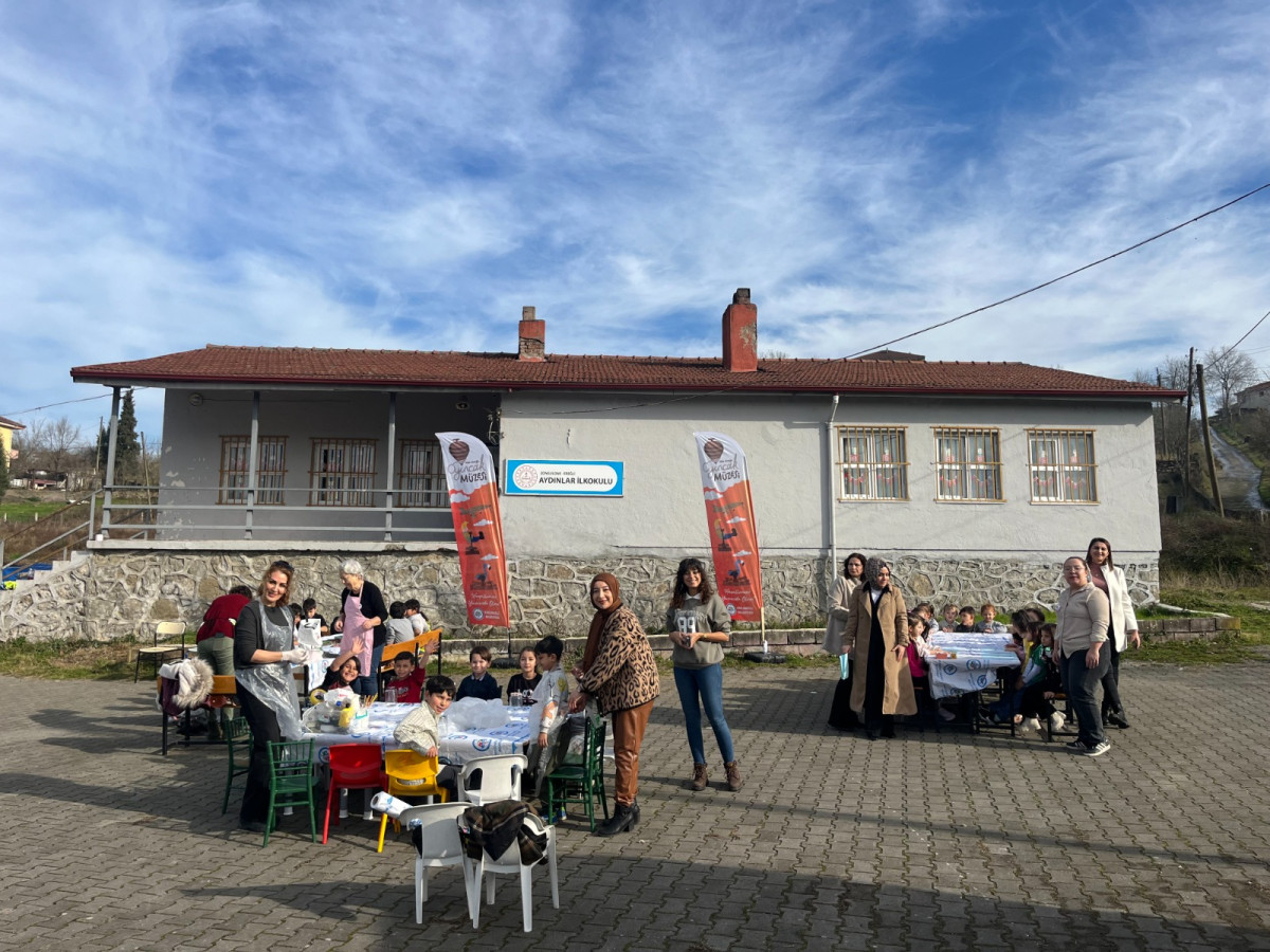 OYUNCAK MÜZESİ KÖY OKULLARI SOSYAL SORUMLULUK AĞI BÜYÜYOR