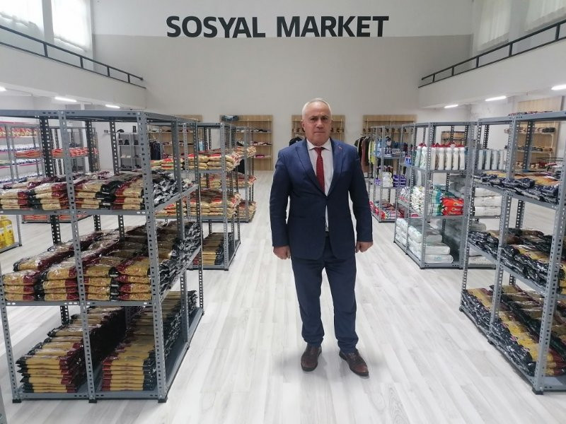 SOSYAL MARKET DEBREM MADURLARININ HİZMETİNDE